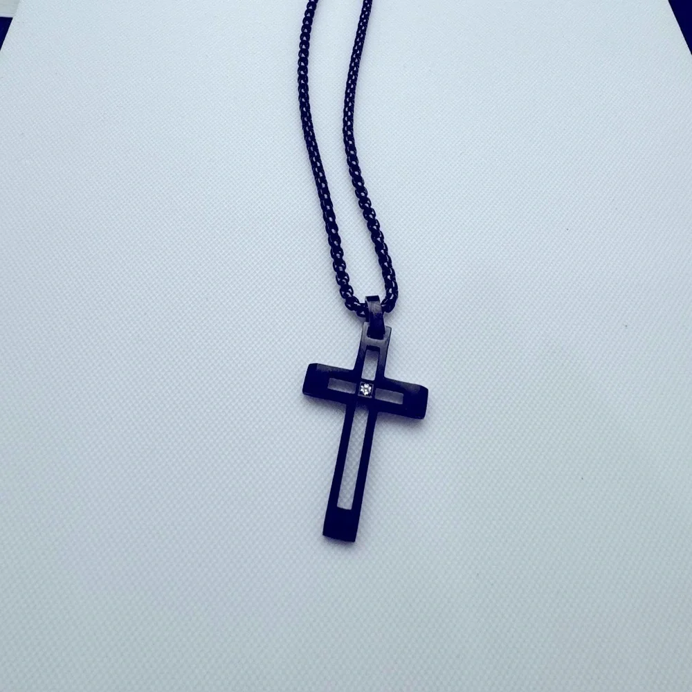 NEW BLACK CROSS PENDANT‎ NECKLACE